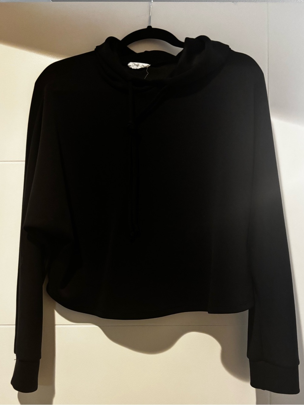 Cropped hoodie